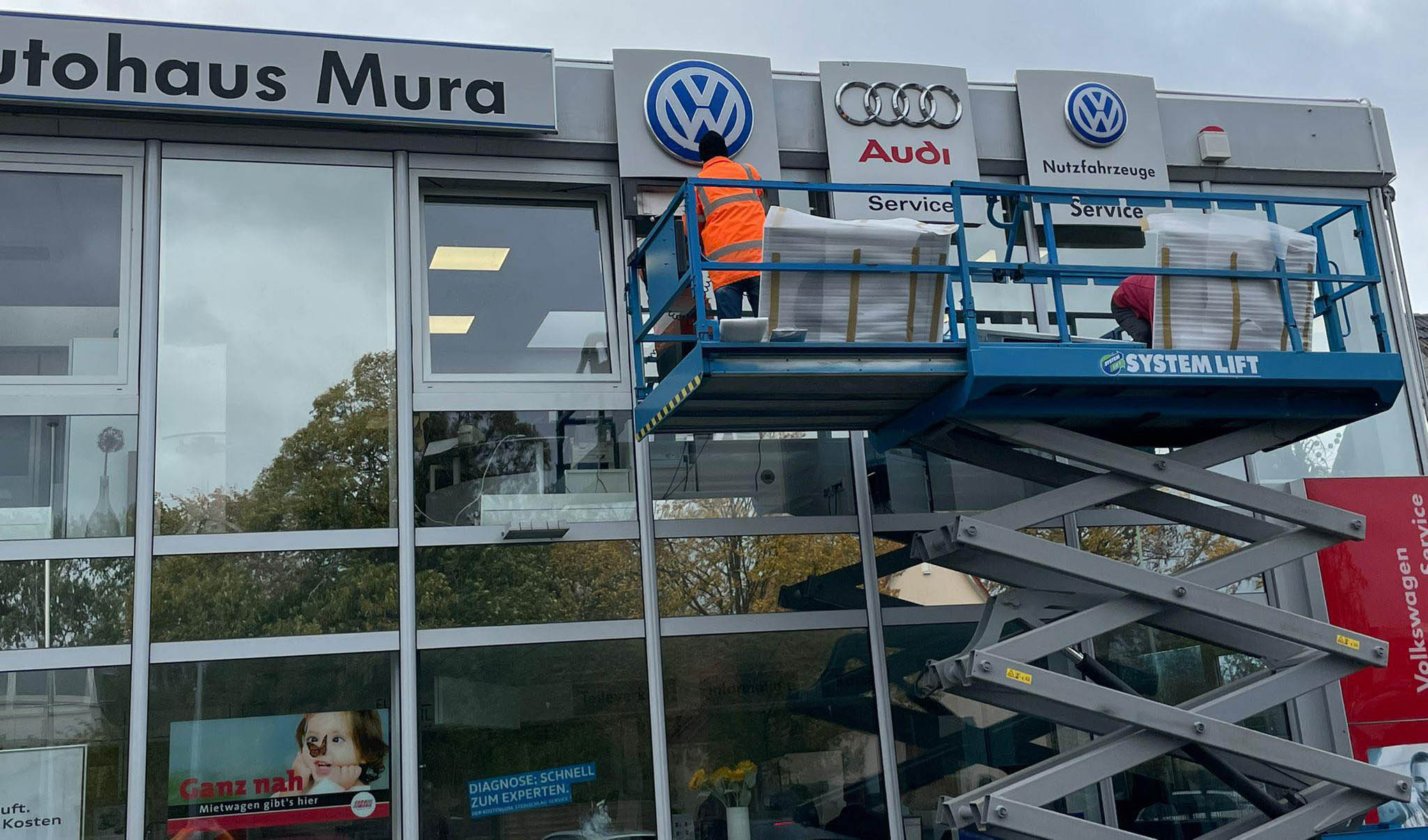 Volkswagen Logo Autohaus Mura 2